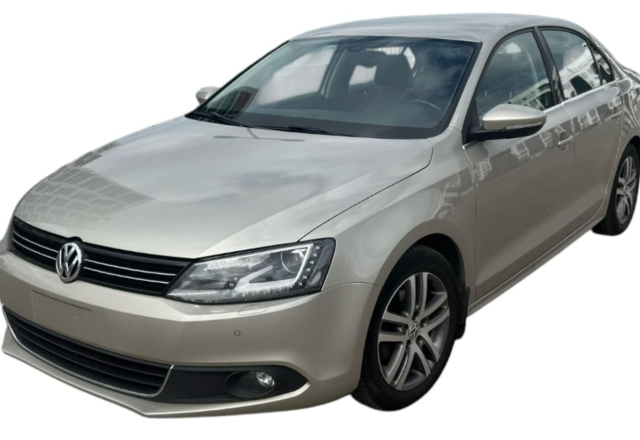Volkswagen Jetta Mk6 vuokra-auto Suomessa