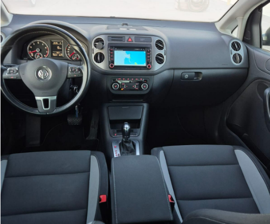 Volkswagen Golf Plus vuokra-auto Suomessa